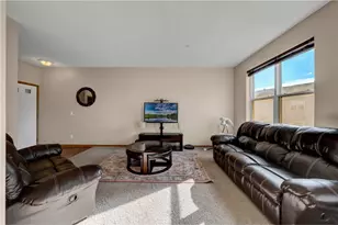 5115 Holly Ln N, Plymouth, MN 55446 - Photo 4