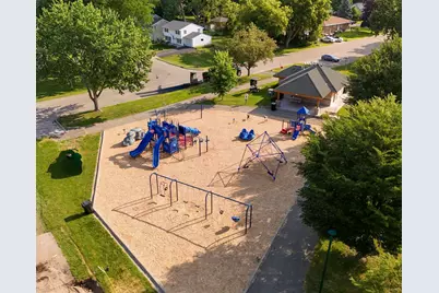921 11th Avenue S #5, Hopkins, MN 55343 - Photo 24