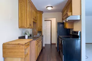 921 11th Ave S, Hopkins, MN 55343 - Photo 16