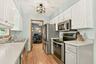 1810 25th Ave NW, Rochester, MN 55901 - Photo 8