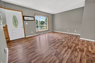 421 W Ash St, Saint Joseph, MN 56374 - Photo 8