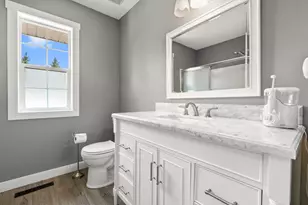 1801 Valley Ridge Trail S, Chanhassen, MN 55317 - Photo 38