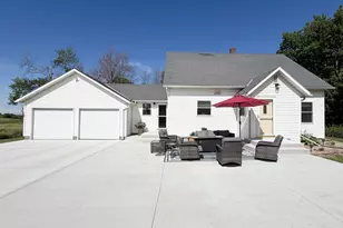 15236 King Ave, Wilmont, MN 56185 - Photo 1