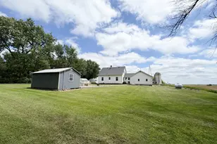 15236 King Ave, Wilmont, MN 56185 - Photo 64