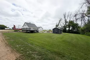15236 King Ave, Wilmont, MN 56185 - Photo 6