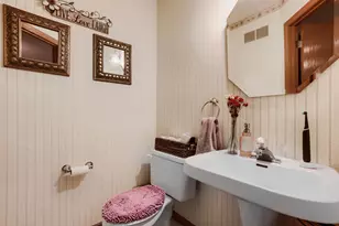 6452 158th St W, Apple Valley, MN 55124 - Photo 14