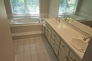 8982 Hunters Trail, Woodbury, MN 55125 - Photo 28