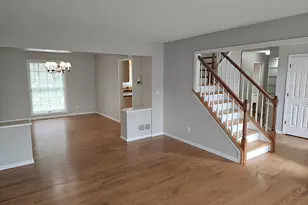 8982 Hunters Trail, Woodbury, MN 55125 - Photo 4