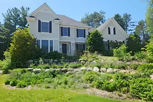 8982 Hunters Trail, Woodbury, MN 55125 - Photo 2