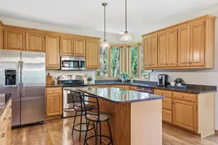 10362 Waterfront Dr, Woodbury, MN 55129 - Photo 12