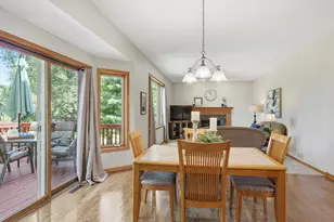 10362 Waterfront Dr, Woodbury, MN 55129 - Photo 16