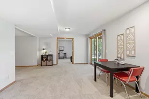 10362 Waterfront Dr, Woodbury, MN 55129 - Photo 34