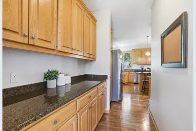 10362 Waterfront Drive, Woodbury, MN 55129 - Photo 8