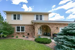 4880 149th Ct, Apple Valley, MN 55124 - Photo 2