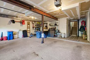 301 Ardmore Dr, Golden Valley, MN 55422 - Photo 42