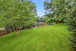 301 Ardmore Dr, Golden Valley, MN 55422 - Photo 26