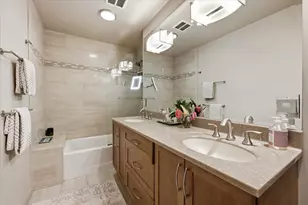301 Ardmore Dr, Golden Valley, MN 55422 - Photo 12