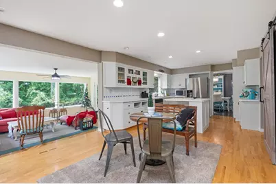 2530 Old Beach Road, Wayzata, MN 55391 - Photo 12