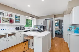 2530 Old Beach Rd, Wayzata, MN 55391 - Photo 8