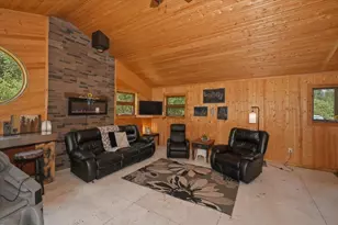 2751 E Milchesky Rd, Foxboro, WI 54836 - Photo 8