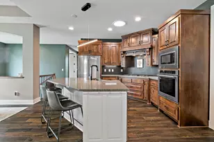 11418 Sunflower Ln N, Lake Elmo, MN 55042 - Photo 8