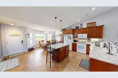 1987 Paradise Road, Albert Lea, MN 56007 - Photo 2