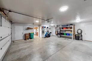 1987 Paradise Road, Albert Lea, MN 56007 - Photo 14