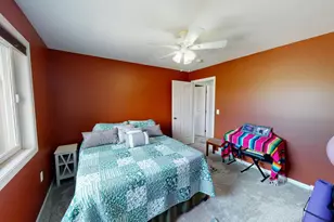 1987 Paradise Road, Albert Lea, MN 56007 - Photo 16