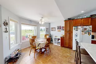 1987 Paradise Road, Albert Lea, MN 56007 - Photo 10