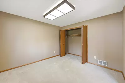 5758 Heather Ridge Drive, North Saint Paul, MN 55126 - Photo 32