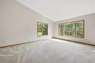 5758 Heather Ridge Dr, North Saint Paul, MN 55126 - Photo 12
