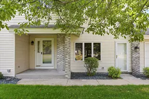 5758 Heather Ridge Dr, North Saint Paul, MN 55126 - Photo 32