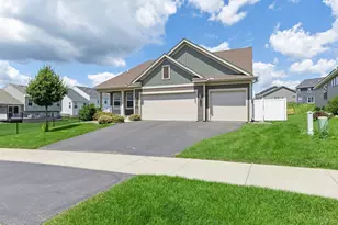 1431 139th St E, Rosemount, MN 55068 - Photo 4