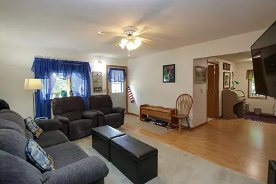 124 E Saint Paul Street, Darwin, MN 55324 - Photo 6