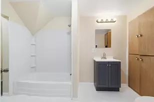 256 Rose Ave W, Saint Paul, MN 55117 - Photo 16
