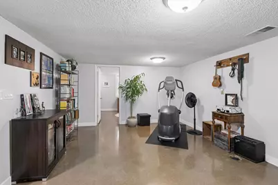 1913 Independence Avenue N, Golden Valley, MN 55427 - Photo 22