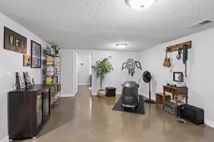 1913 Independence Ave N, Golden Valley, MN 55427 - Photo 22
