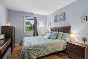 1913 Independence Ave N, Golden Valley, MN 55427 - Photo 12