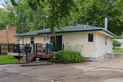 1913 Independence Avenue N, Golden Valley, MN 55427 - Photo 30