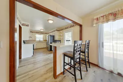 825 8th Avenue NE, Waseca, MN 56093 - Photo 6