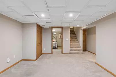 2215 Bayard Avenue, Saint Paul, MN 55116 - Photo 30