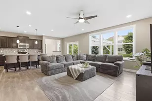 8359 Cottonwood Ln N, Maple Grove, MN 55369 - Photo 4
