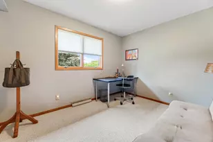 39109 Karen Ct, Winona, MN 55987 - Photo 18