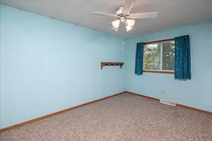 660 24th St NE, Owatonna, MN 55060 - Photo 18