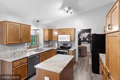 5334 89th Crescent Circle N, Brooklyn Park, MN 55443 - Photo 12