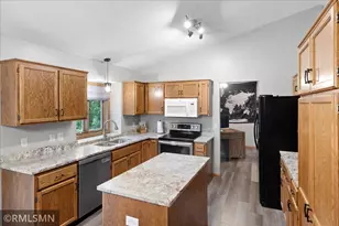 5334 89th Crescent Cir N, Brooklyn Park, MN 55443 - Photo 12