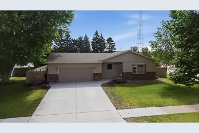 3950 15th Street S, Fargo, ND 58104 - Photo 4