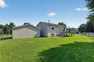 4838 11 Ct NW, Rochester, MN 55901 - Photo 4