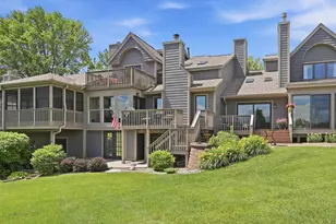 18118 Judicial Way N, Lakeville, MN 55044 - Photo 2