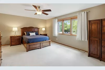 18118 Judicial Way N, Lakeville, MN 55044 - Photo 20